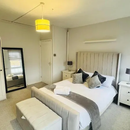 Gorgeous Rooms Near Canary Wharf London Exterior photo