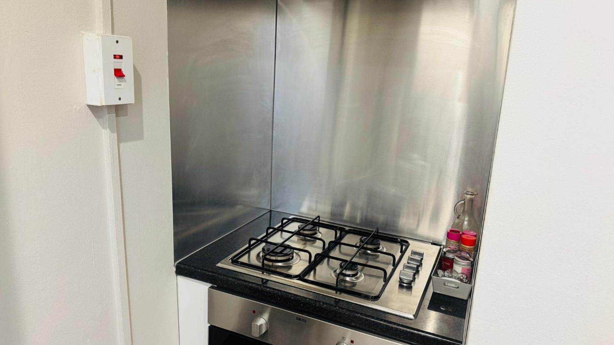 Gorgeous Near Canary Wharf Homestay